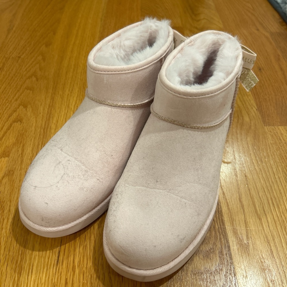 Juicy Couture Light Pink Ankle Booties